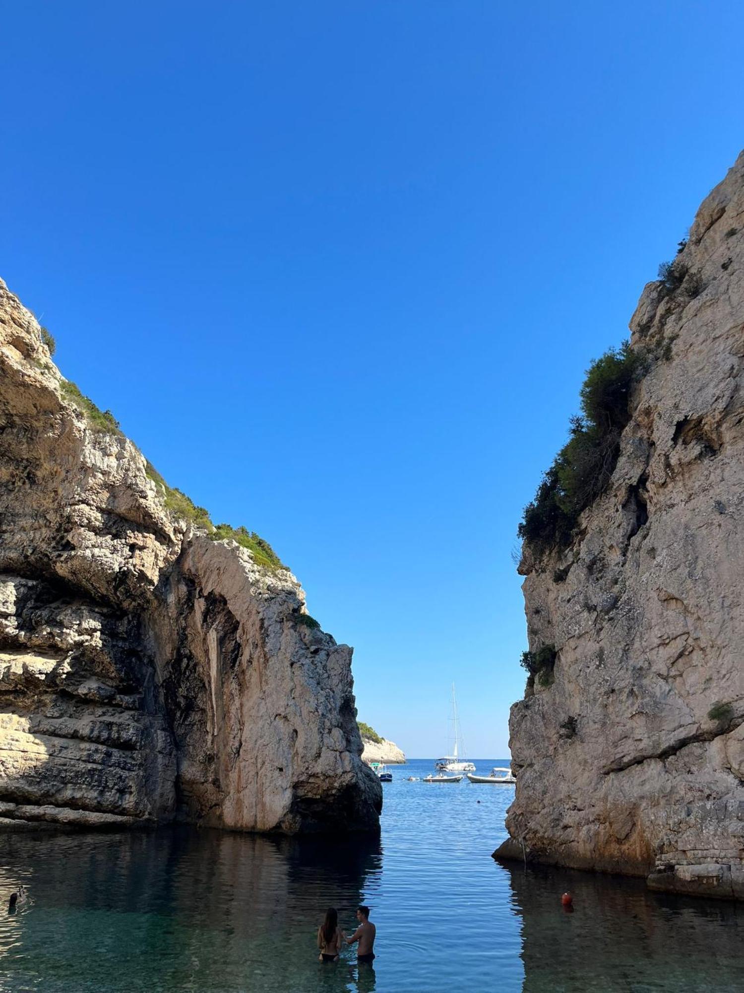Holiday Home Stiniva Vis Dış mekan fotoğraf